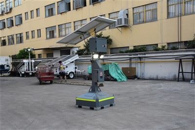 Portativ oson o'rnatish quyoshli ko'cha chiroqlari minorasi